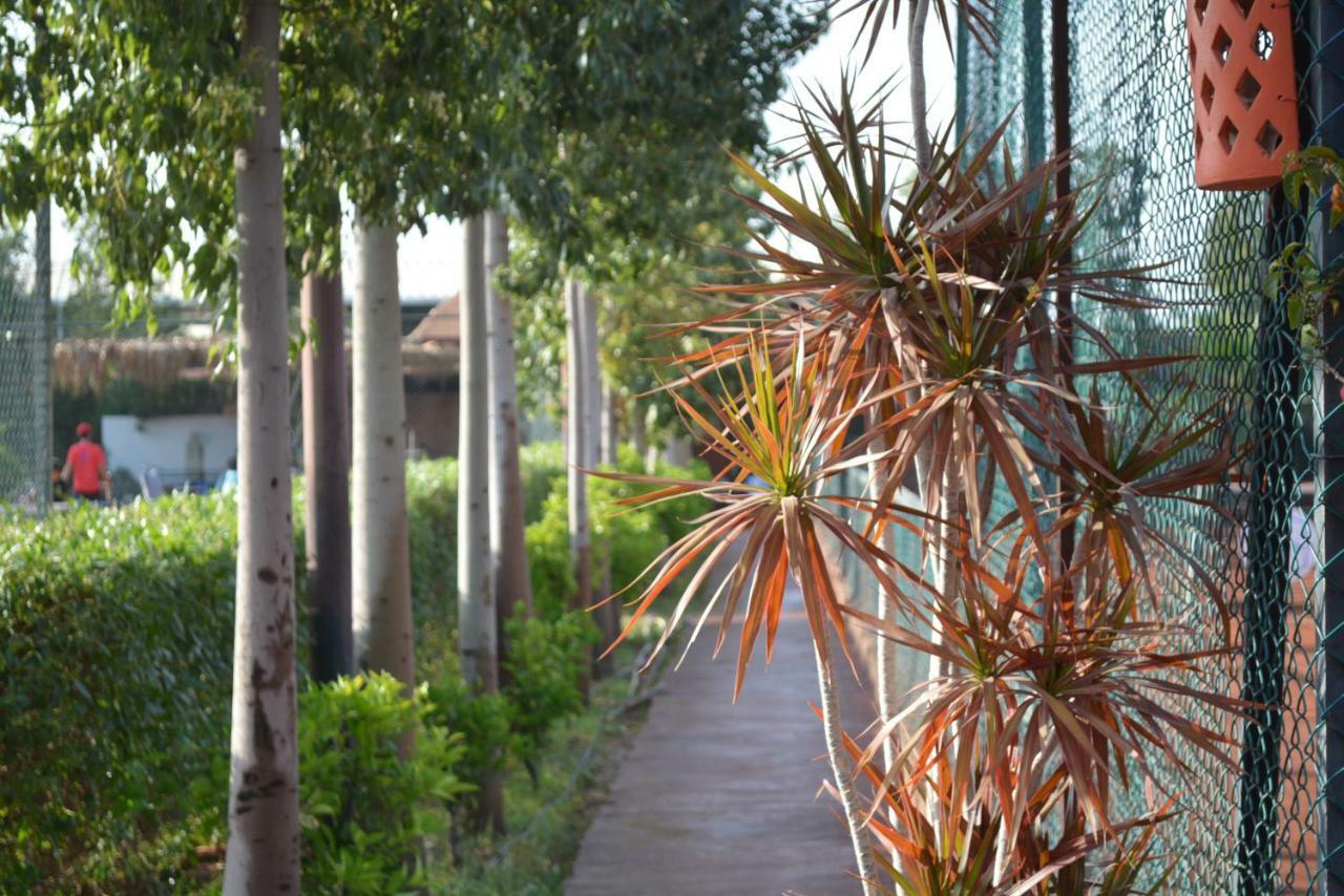 L'Auberge De Tennis Msc Oulad Lahsene Exterior foto